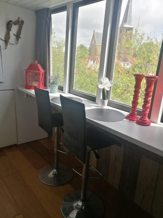 Wittezwaan Bed & Breakfast Харлинген Екстериор снимка